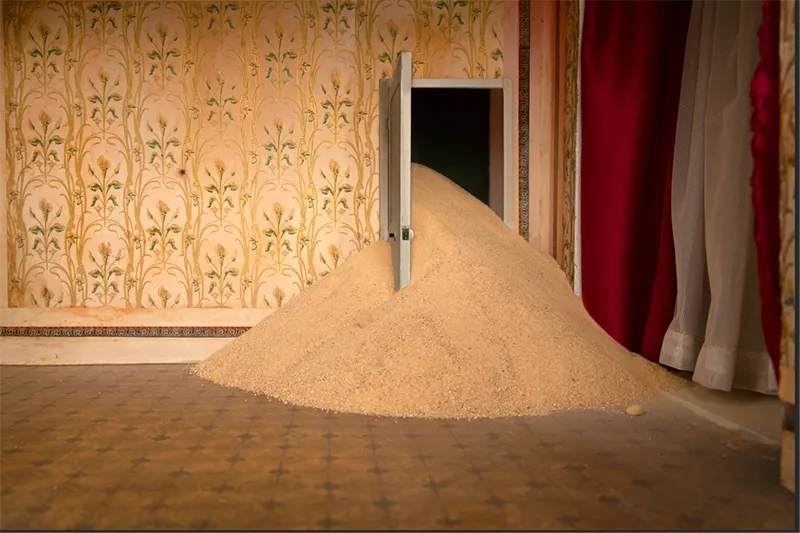 Dispositivos para ver pasar el tiempo — Material transformation