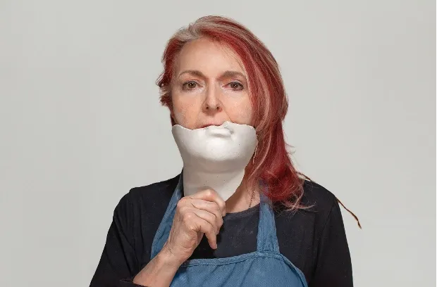 Ensayo autorretrato — María Elvira Escallón